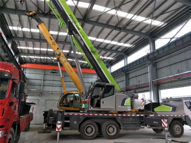 嘉定区高空车出租需要注意哪些安全事项？