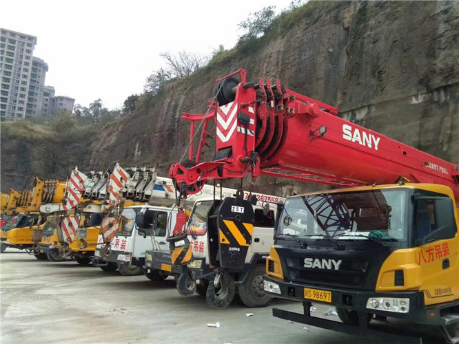 嘉定区吊车出租按什么计费？台班费、单次费、里程费怎么算？